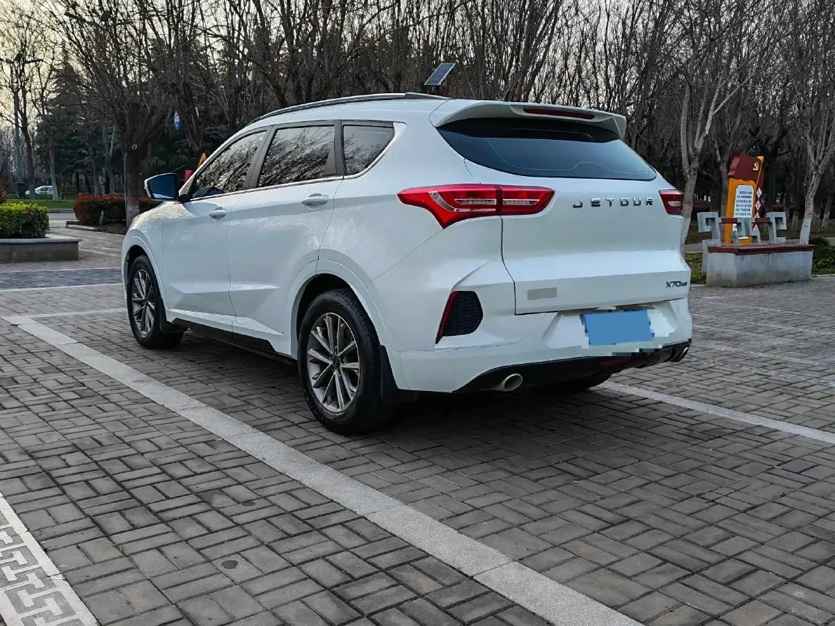 2021 Jetour X70 1.5T 156HP L4 6MT,autocango,china used car exporter,china ev exporter,chinese used car exporter,chinese used ev exporter