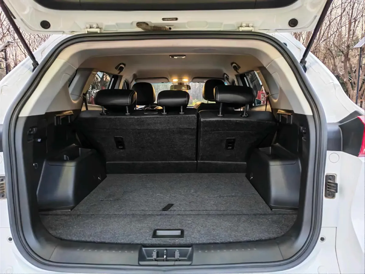 2021 Jetour X70 1.5T 156HP L4 6MT,autocango,china used car exporter,china ev exporter,chinese used car exporter,chinese used ev exporter