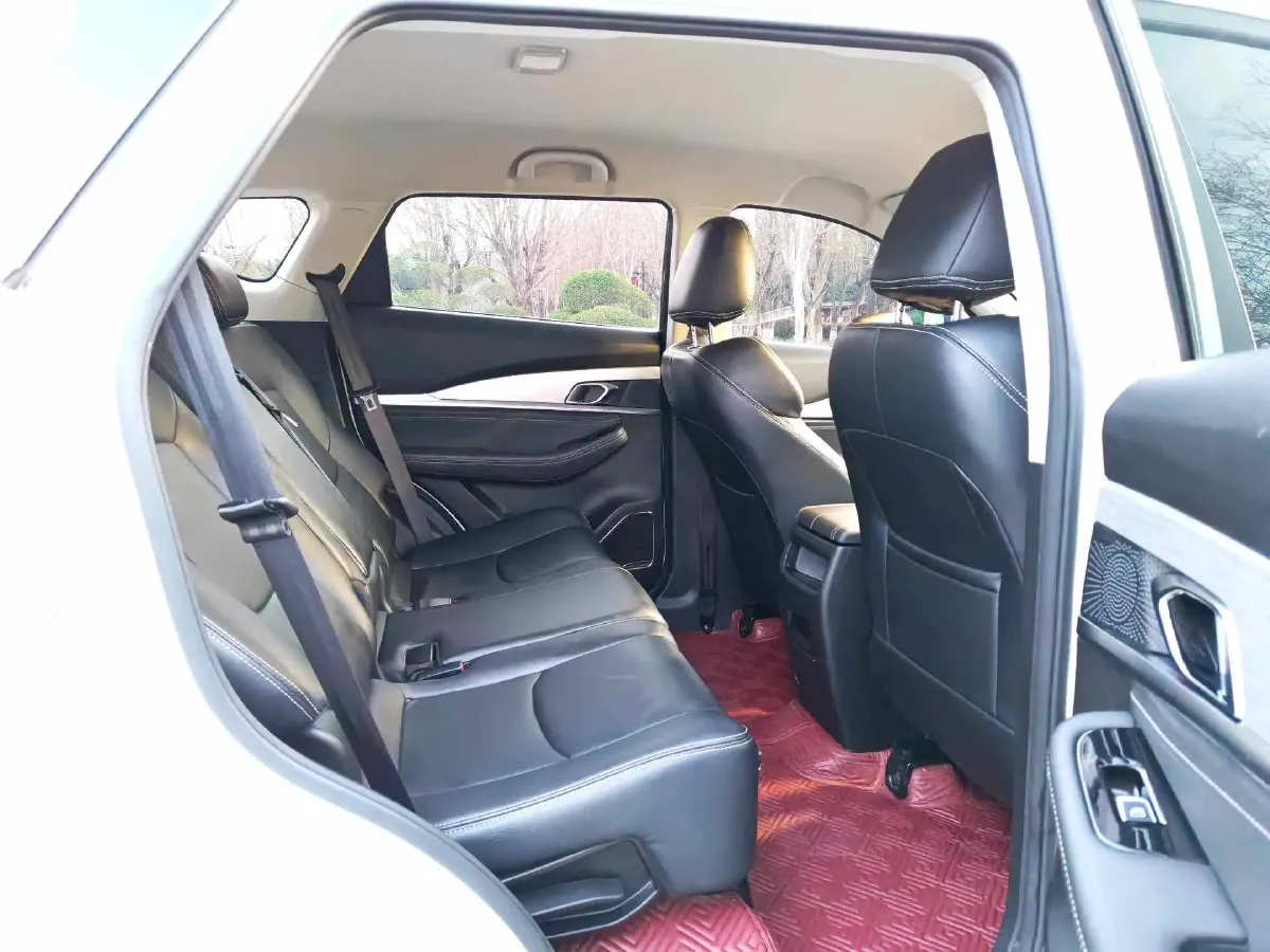 2021 Jetour X70 1.5T 156HP L4 6MT,autocango,china used car exporter,china ev exporter,chinese used car exporter,chinese used ev exporter