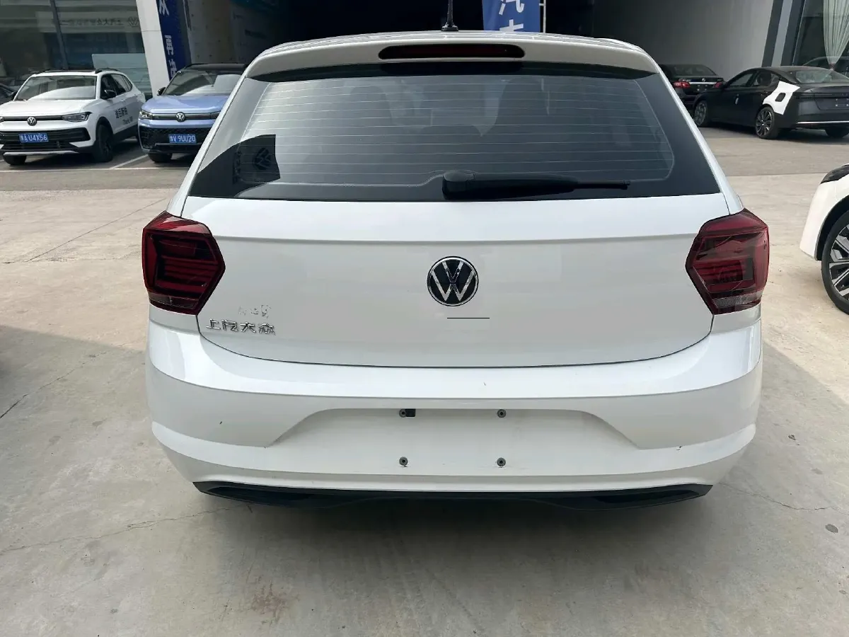 2023 Volkswagen Polo 1.5L 110HP L4 6AT,autocango,china used car exporter,china ev exporter,chinese used car exporter,chinese used ev exporter