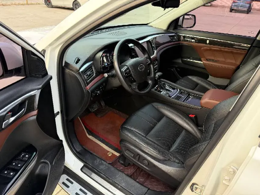 2017 GAC Trumpchi GS8 2.0T 201HP L4 6AT,autocango,china used car exporter,china ev exporter,chinese used car exporter,chinese used ev exporter