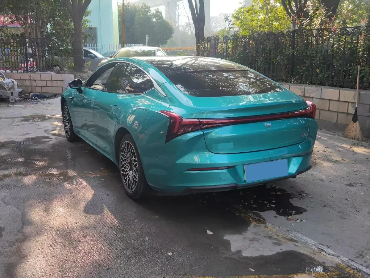 2022 Jeep Grand Commander 2.0T 234HP L4 9AT,autocango,china used car exporter,china ev exporter,chinese used car exporter,chinese used ev exporter