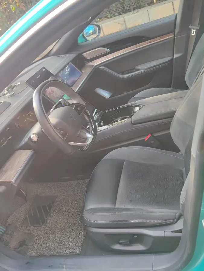 2022 Jeep Grand Commander 2.0T 234HP L4 9AT,autocango,china used car exporter,china ev exporter,chinese used car exporter,chinese used ev exporter