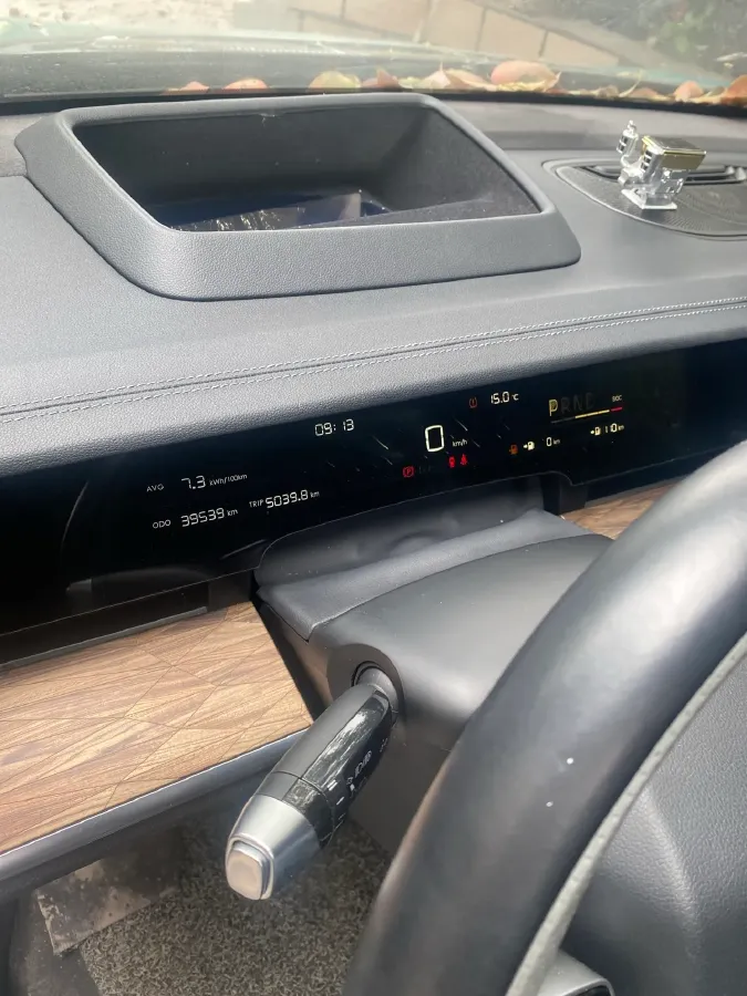 2022 Jeep Grand Commander 2.0T 234HP L4 9AT,autocango,china used car exporter,china ev exporter,chinese used car exporter,chinese used ev exporter