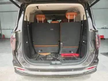 2023 HongQi HQ9 2.0T 252HP L4 8AT,autocango,china used car exporter,china ev exporter,chinese used car exporter,chinese used ev exporter