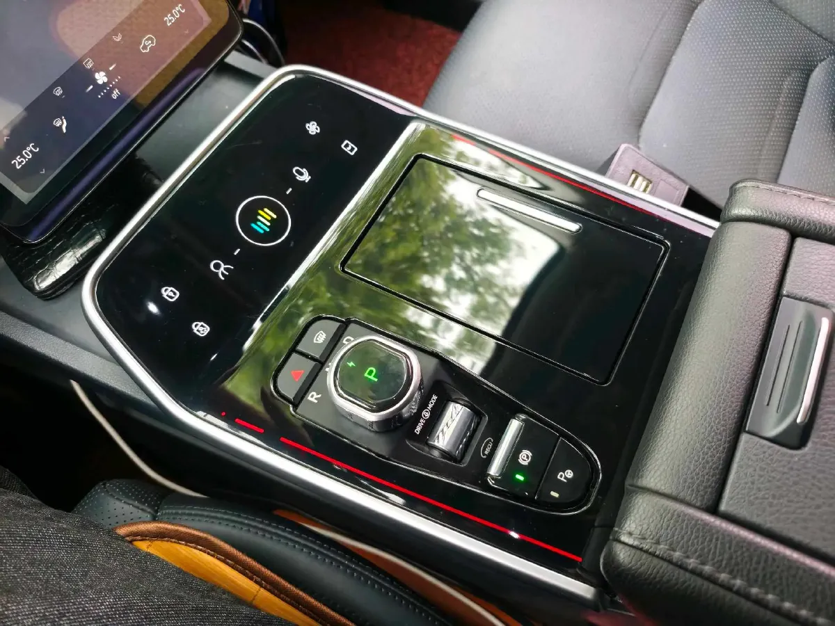 2018 Weltmeister EX5 BEV 52.56KWH,autocango,china used car exporter,china ev exporter,chinese used car exporter,chinese used ev exporter