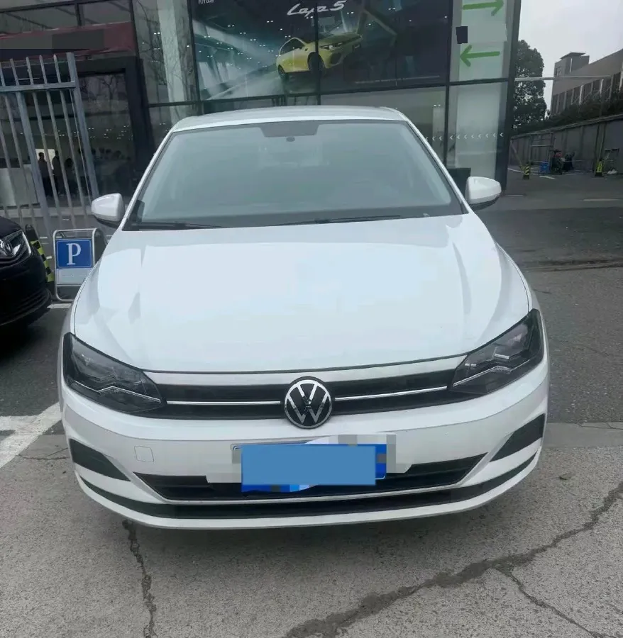 2023 Volkswagen Polo 1.5L 110HP L4 6AT,autocango,china used car exporter,china ev exporter,chinese used car exporter,chinese used ev exporter