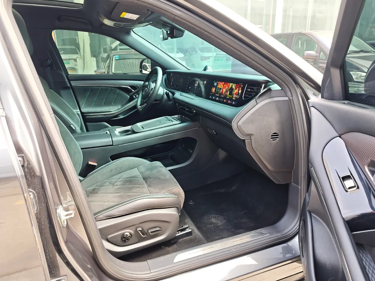 2025 Voyah FREE 1.5T 150HP L4 REEV 43KWH,autocango,china used car exporter,china ev exporter,chinese used car exporter,chinese used ev exporter