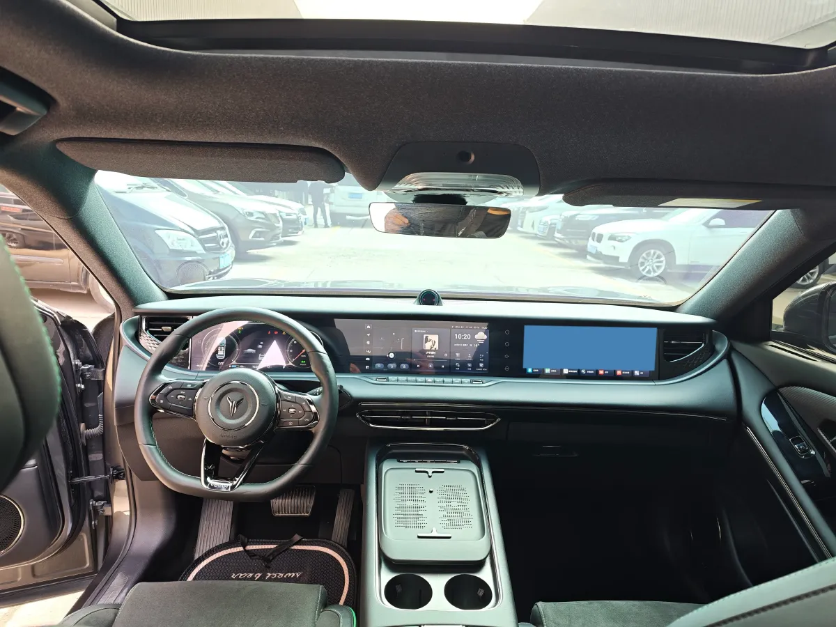 2025 Voyah FREE 1.5T 150HP L4 REEV 43KWH,autocango,china used car exporter,china ev exporter,chinese used car exporter,chinese used ev exporter