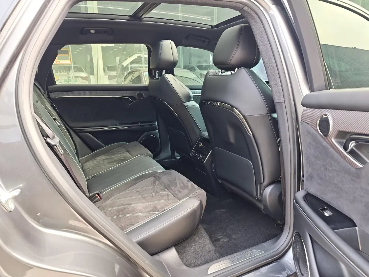 2025 Voyah FREE 1.5T 150HP L4 REEV 43KWH,autocango,china used car exporter,china ev exporter,chinese used car exporter,chinese used ev exporter