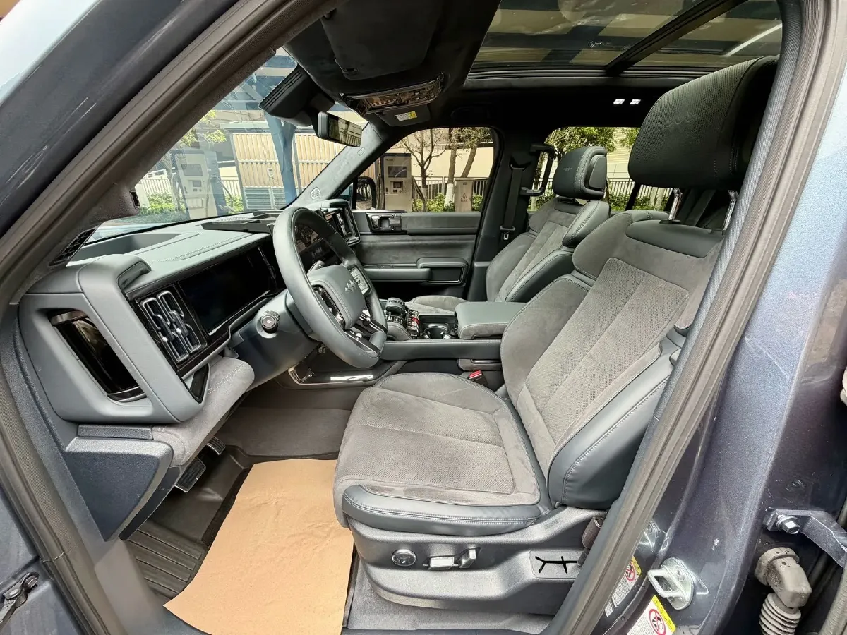 2023 Toyota Crown Kluger 2.5L 189HP L4 E-CVT Hybrid,autocango,china used car exporter,china ev exporter,chinese used car exporter,chinese used ev exporter