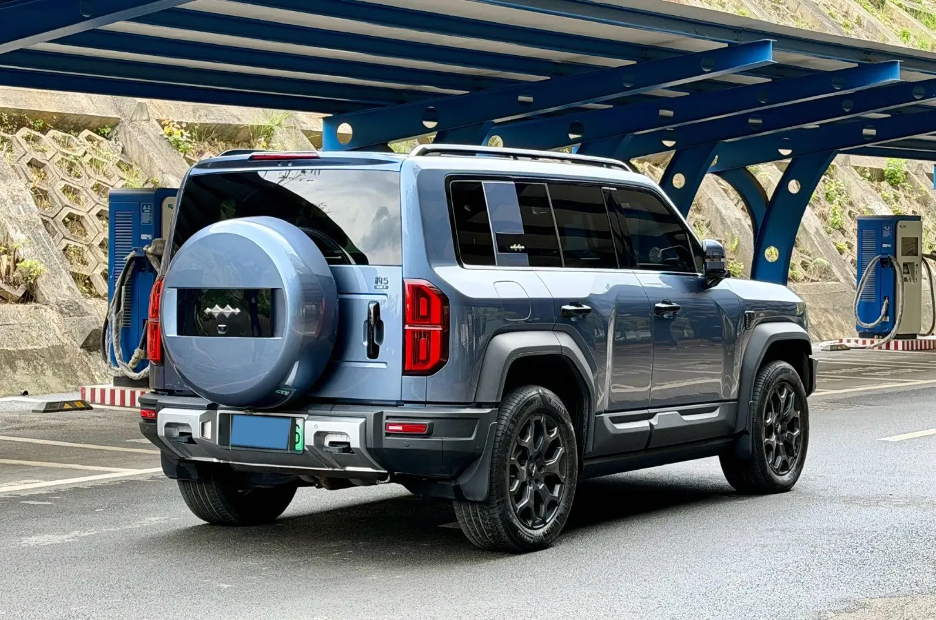 2023 Toyota Crown Kluger 2.5L 189HP L4 E-CVT Hybrid,autocango,china used car exporter,china ev exporter,chinese used car exporter,chinese used ev exporter