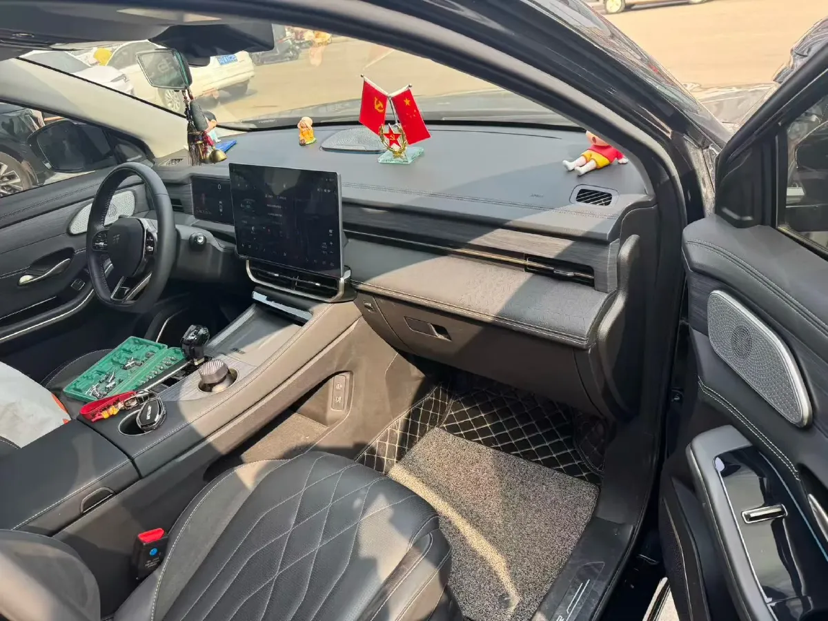 2023 Jetour Traveller 2.0T 254HP L4 7DCT,autocango,china used car exporter,china ev exporter,chinese used car exporter,chinese used ev exporter