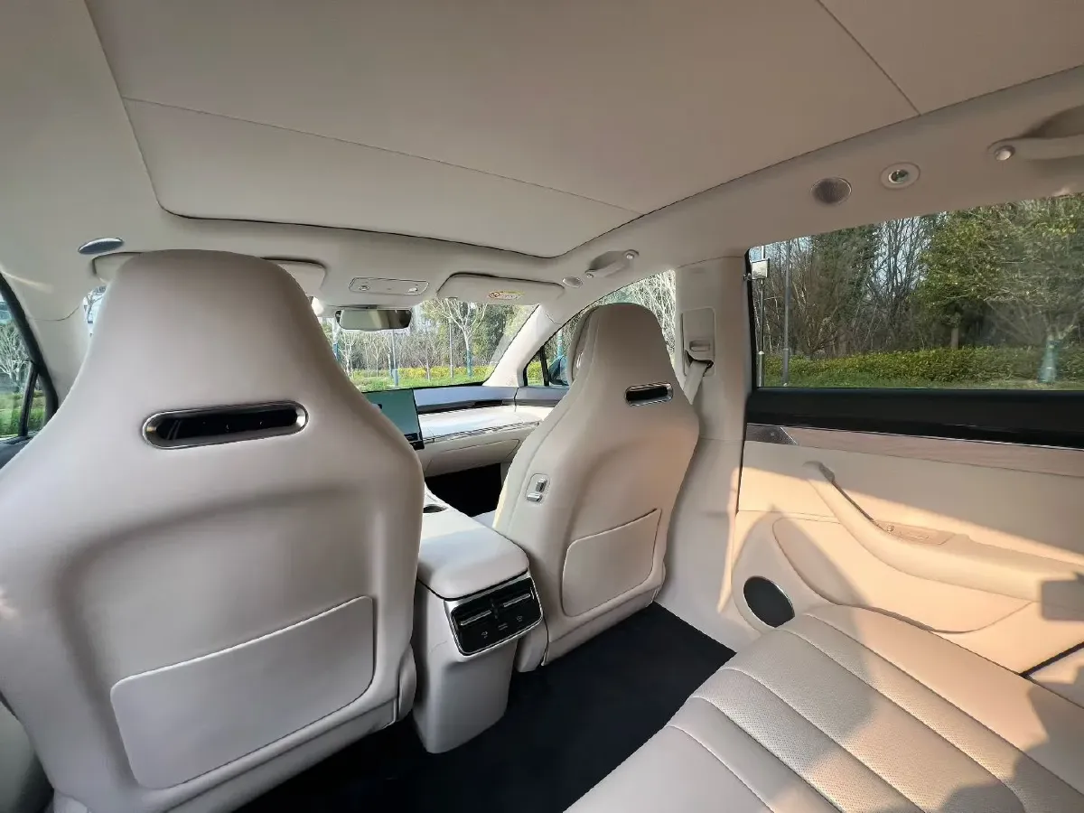 2026 Luxeed R7 REEV 156HP REEV,autocango,china used car exporter,china ev exporter,chinese used car exporter,chinese used ev exporter