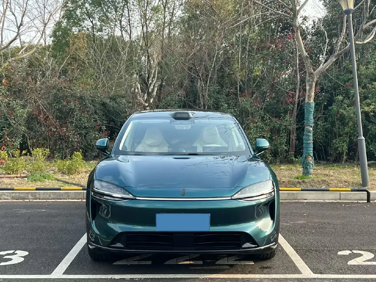 2026 Luxeed R7 REEV 156HP REEV,autocango,china used car exporter,china ev exporter,chinese used car exporter,chinese used ev exporter