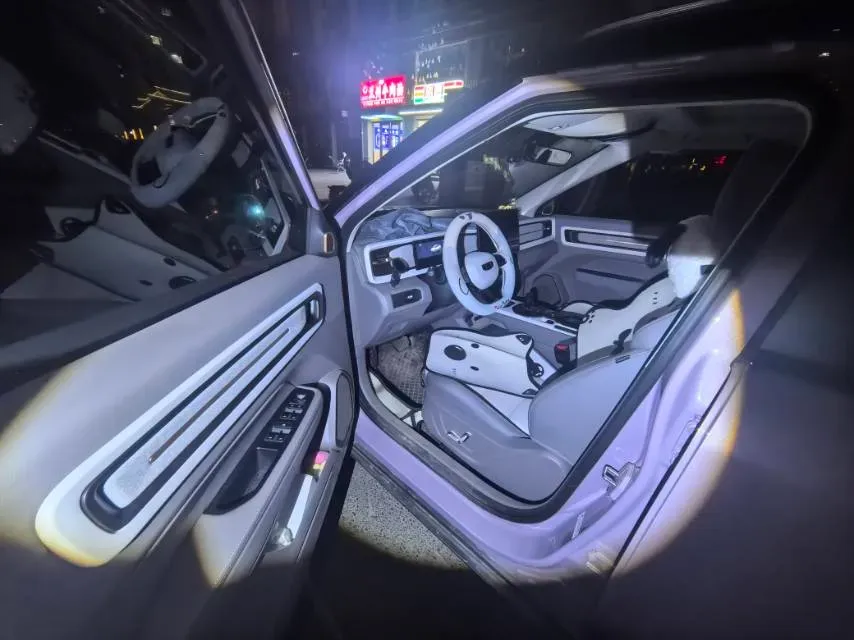 2026 Geely ICON 1.5T 181HP L4 7DCT,autocango,china used car exporter,china ev exporter,chinese used car exporter,chinese used ev exporter