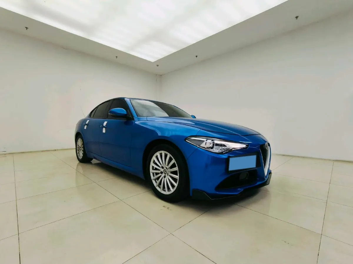 2017 Toyota Highlander 2.0T 220HP L4 6AT,autocango,china used car exporter,china ev exporter,chinese used car exporter,chinese used ev exporter