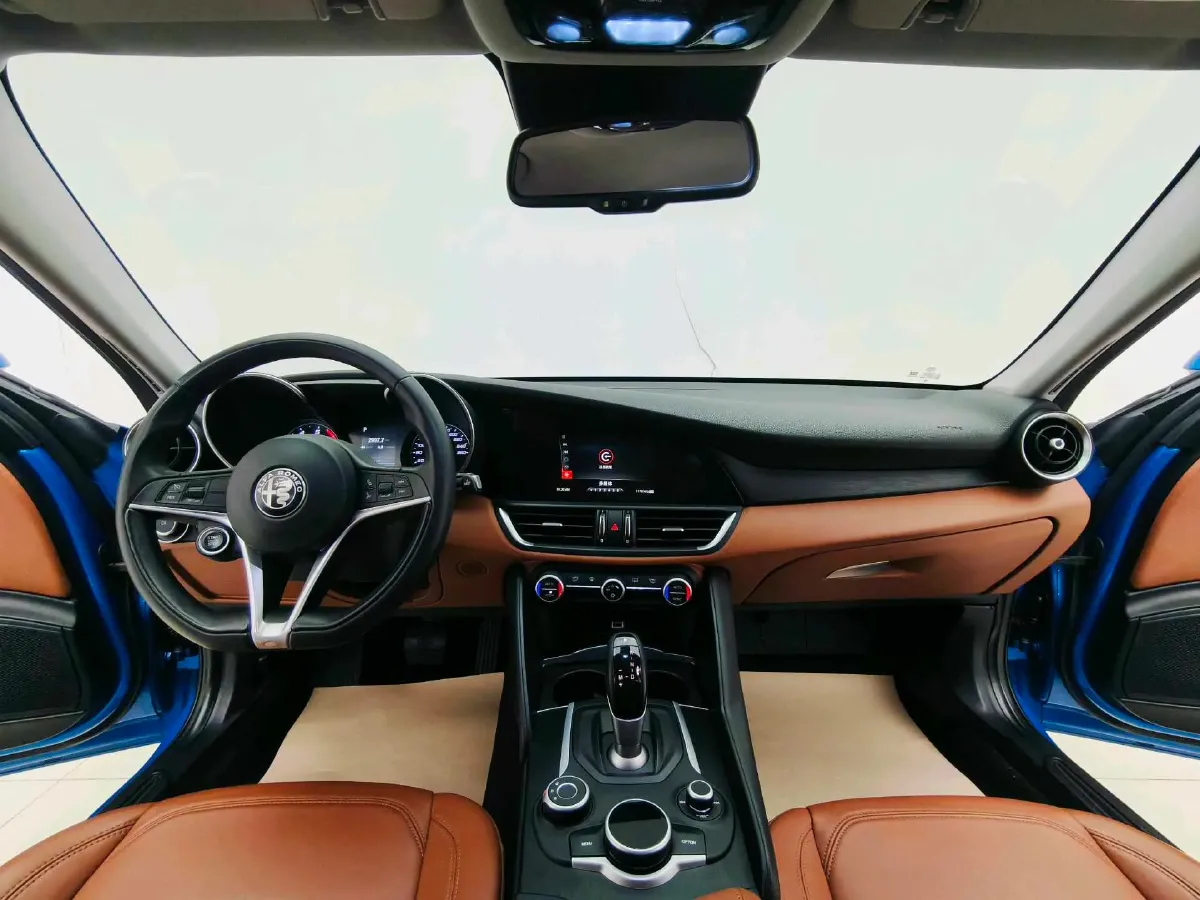 2017 Toyota Highlander 2.0T 220HP L4 6AT,autocango,china used car exporter,china ev exporter,chinese used car exporter,chinese used ev exporter