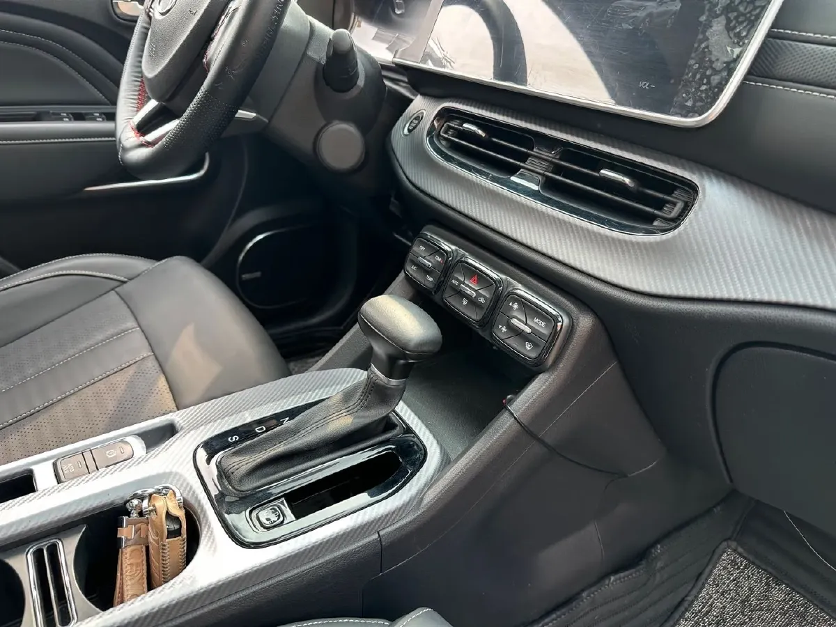 2021 GAC Trumpchi GS3 1.5T 169HP L4 6AT,autocango,china used car exporter,china ev exporter,chinese used car exporter,chinese used ev exporter