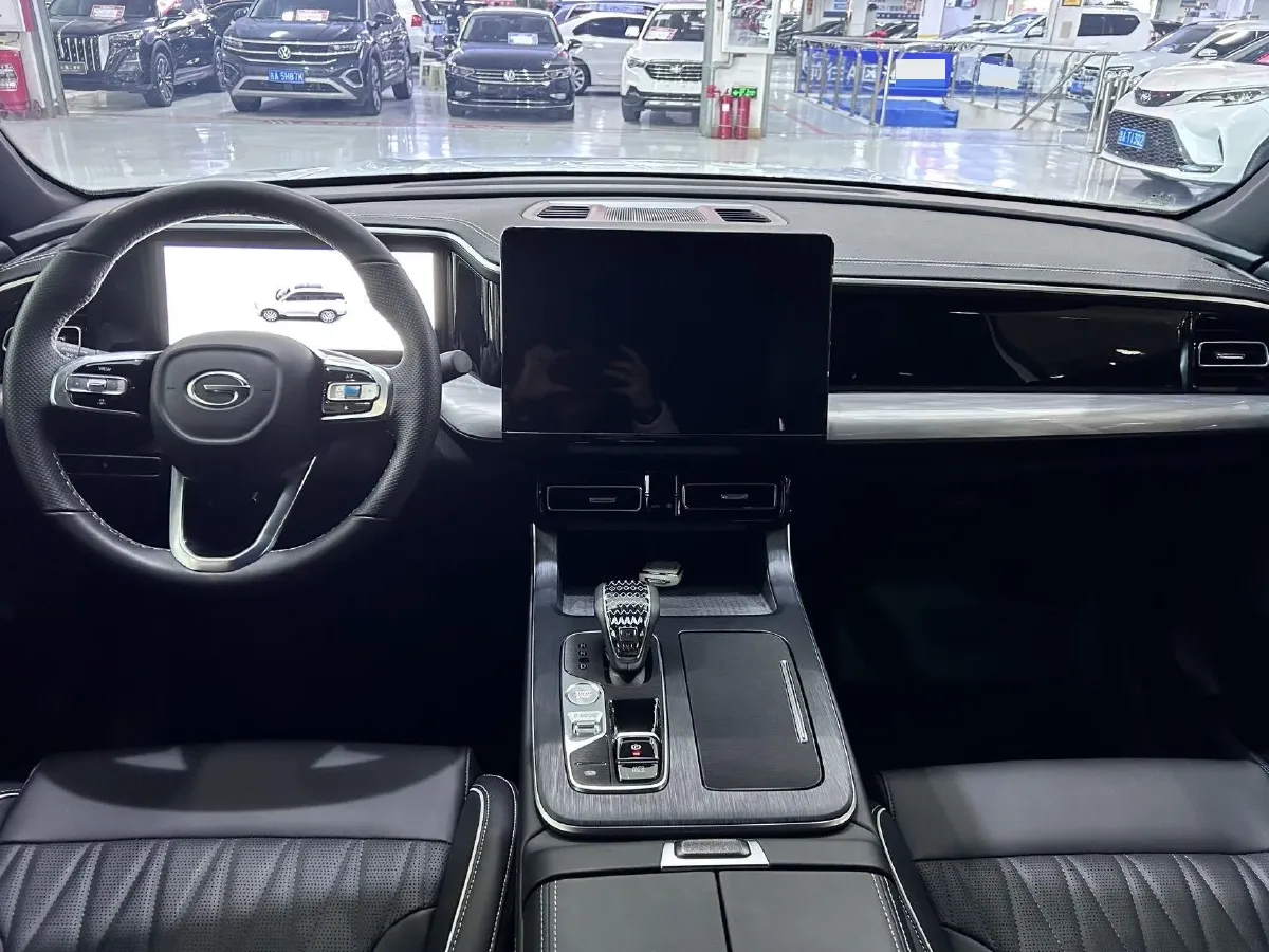 2025 GAC Trumpchi GS8 2.0T 252HP L4 8AT,autocango,china used car exporter,china ev exporter,chinese used car exporter,chinese used ev exporter