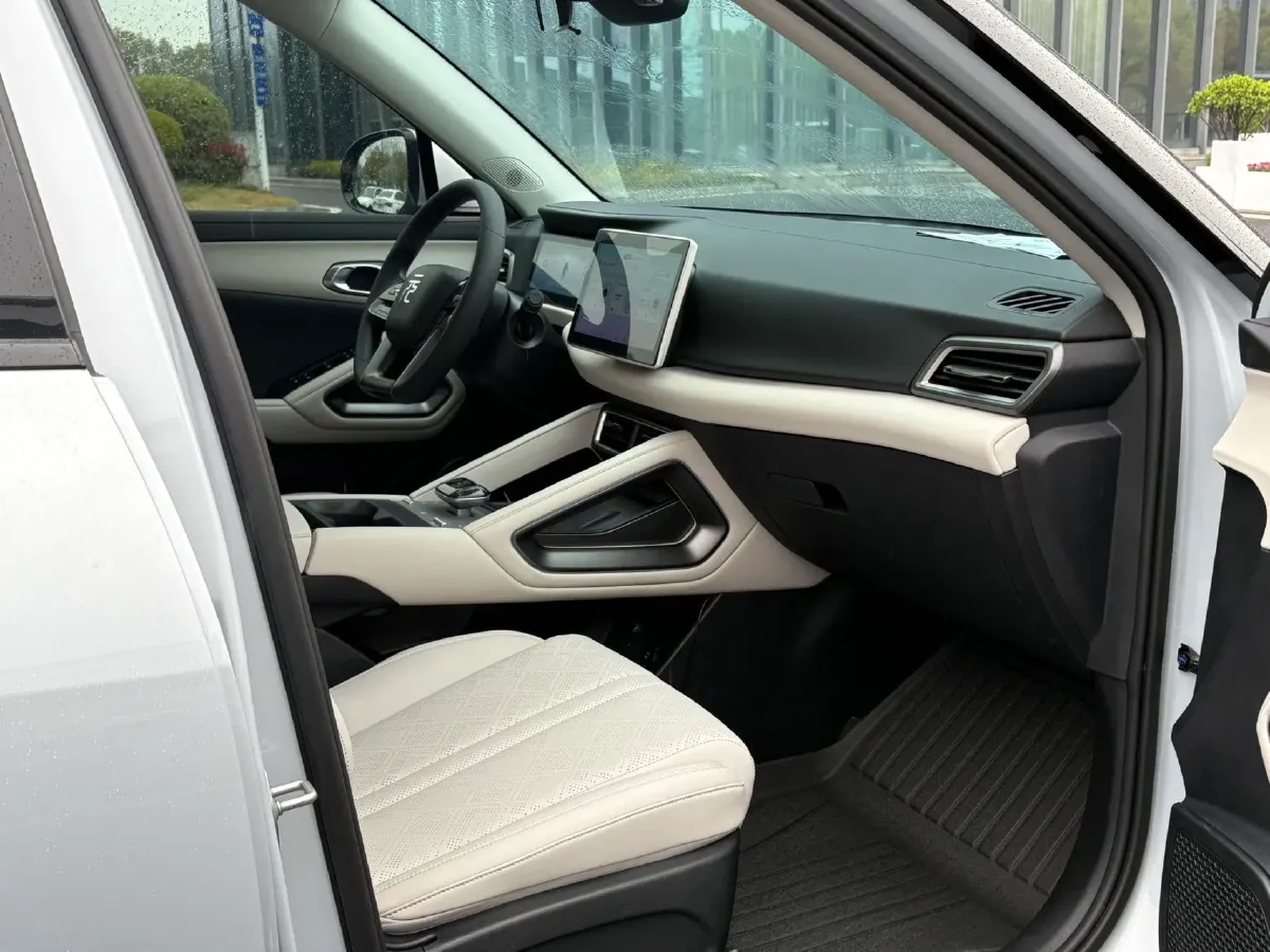 2024 BYD YuanUP BEV 45.12KWH,autocango,china used car exporter,china ev exporter,chinese used car exporter,chinese used ev exporter