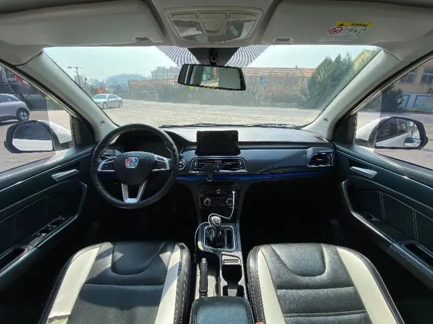 2017 BAIC WeiWang M60 1.5L 116HP L4 5MT,autocango,china used car exporter,china ev exporter,chinese used car exporter,chinese used ev exporter