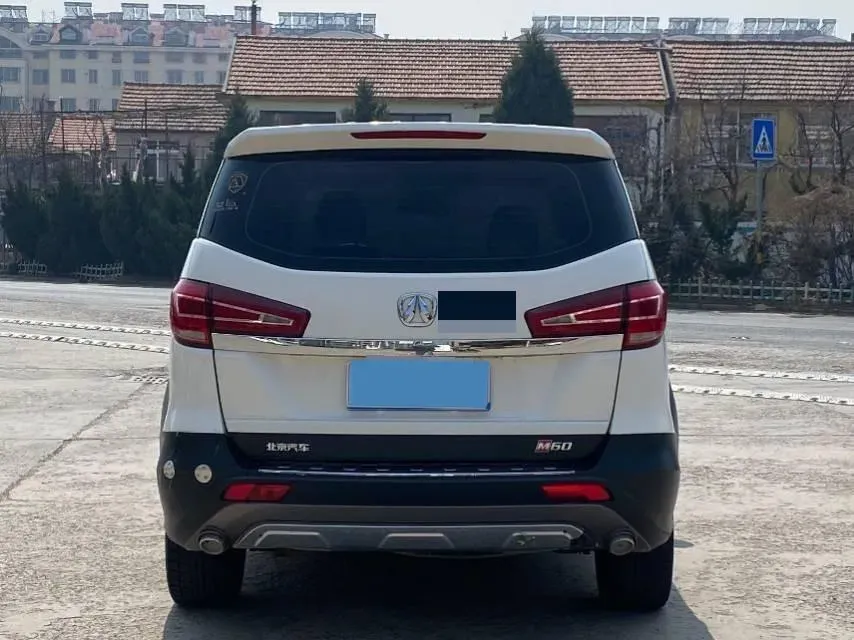 2017 BAIC WeiWang M60 1.5L 116HP L4 5MT,autocango,china used car exporter,china ev exporter,chinese used car exporter,chinese used ev exporter