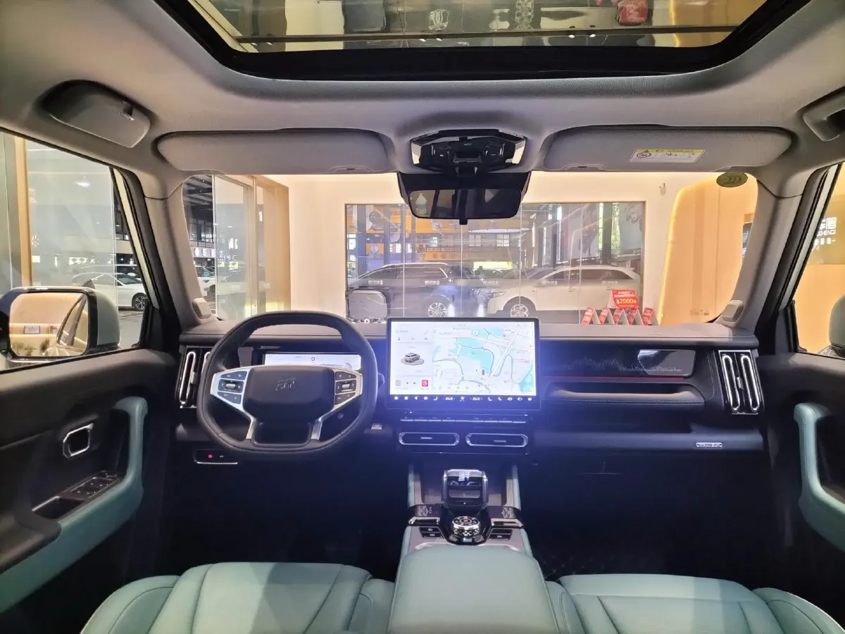 2025 Jetour Traveller 2.0T 254HP L4 7DCT,autocango,china used car exporter,china ev exporter,chinese used car exporter,chinese used ev exporter