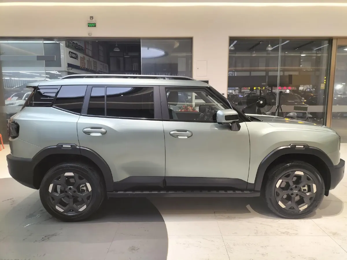 2025 Jetour Traveller 2.0T 254HP L4 7DCT,autocango,china used car exporter,china ev exporter,chinese used car exporter,chinese used ev exporter