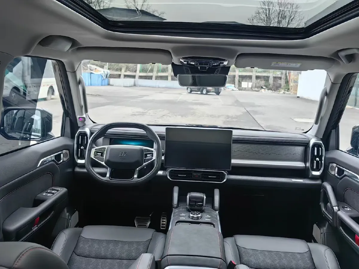 2023 Jetour Traveller 2.0T 254HP L4 7DCT,autocango,china used car exporter,china ev exporter,chinese used car exporter,chinese used ev exporter