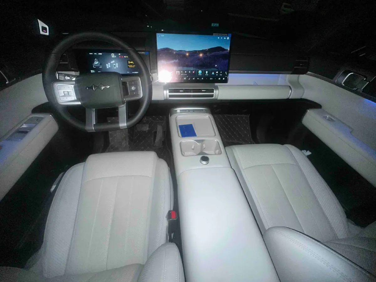 2025 FangChengBao Tai 7 1.5T 156HP L4 E-CVT PHEV,autocango,china used car exporter,china ev exporter,chinese used car exporter,chinese used ev exporter