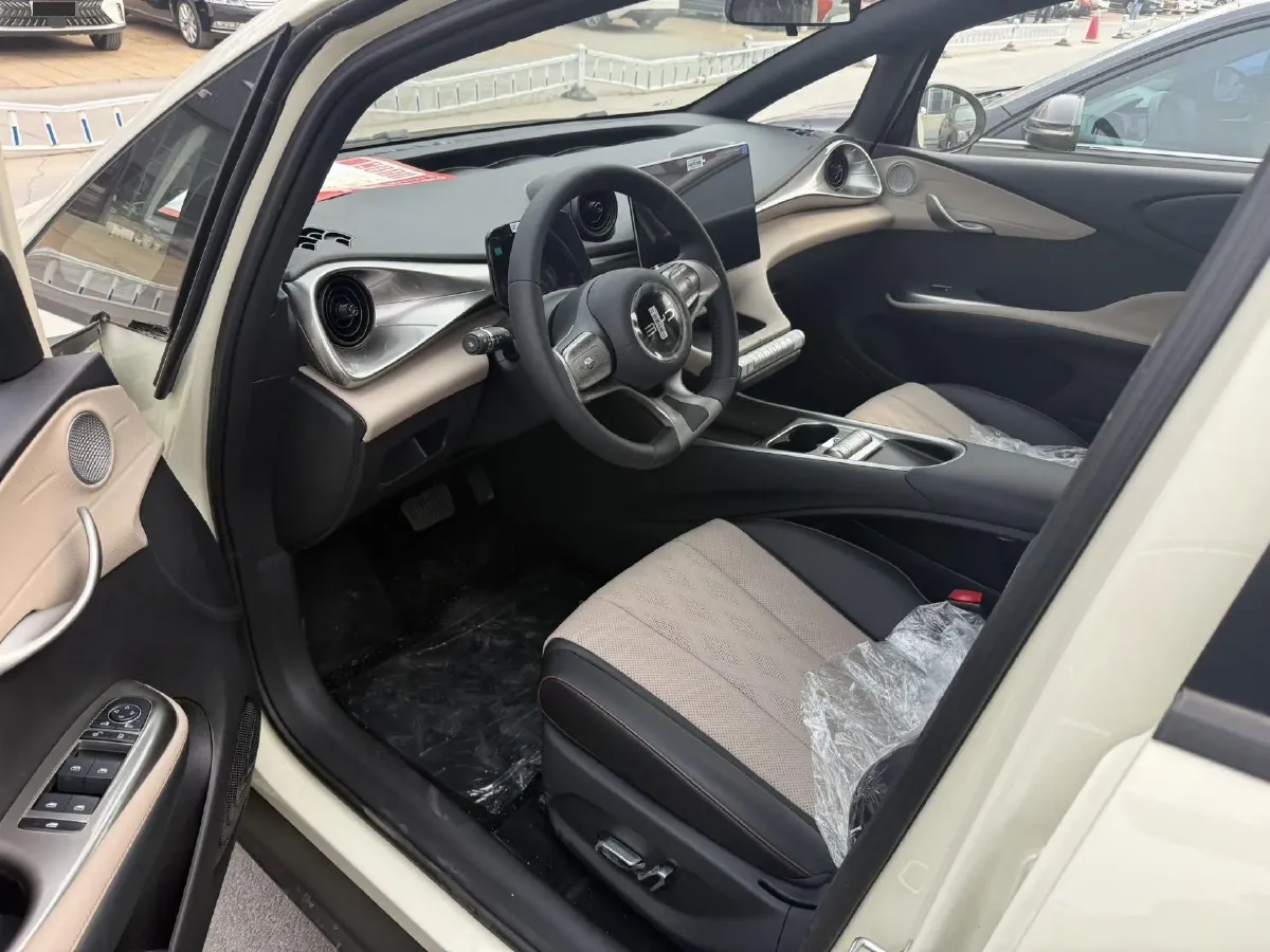 2025 BYD Dolphin BEV 44.928KWH,autocango,china used car exporter,china ev exporter,chinese used car exporter,chinese used ev exporter