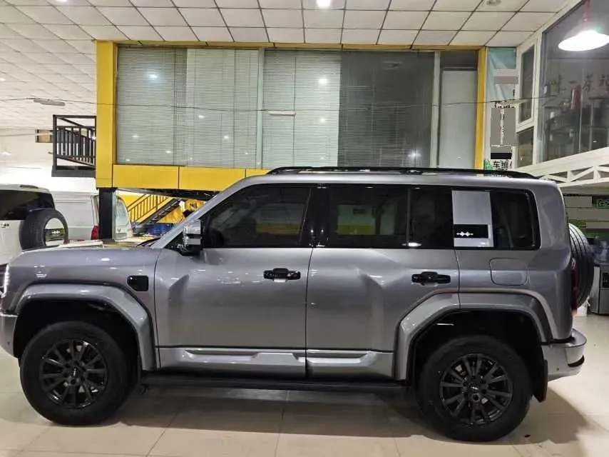 2025 FangChengBao Bao 5 1.5T 194HP L4 E-CVT PHEV 31.8KWH,autocango,china used car exporter,china ev exporter,chinese used car exporter,chinese used ev exporter