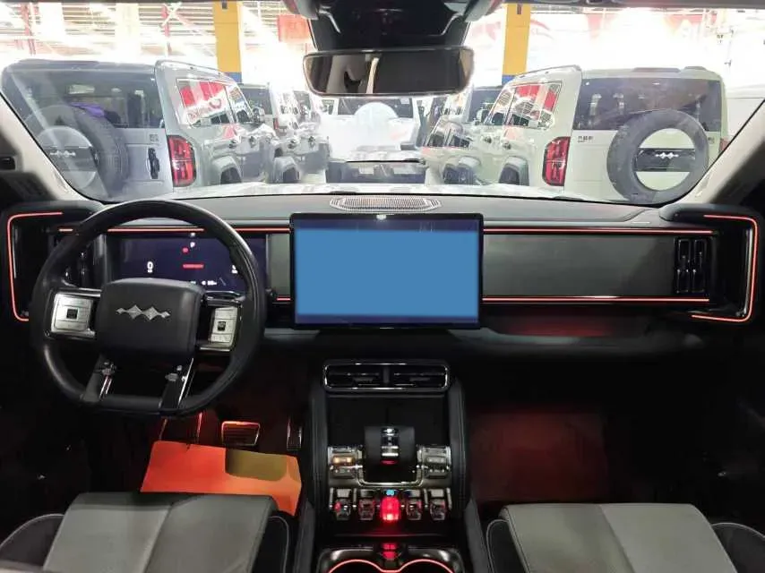 2025 FangChengBao Bao 5 1.5T 194HP L4 E-CVT PHEV 31.8KWH,autocango,china used car exporter,china ev exporter,chinese used car exporter,chinese used ev exporter