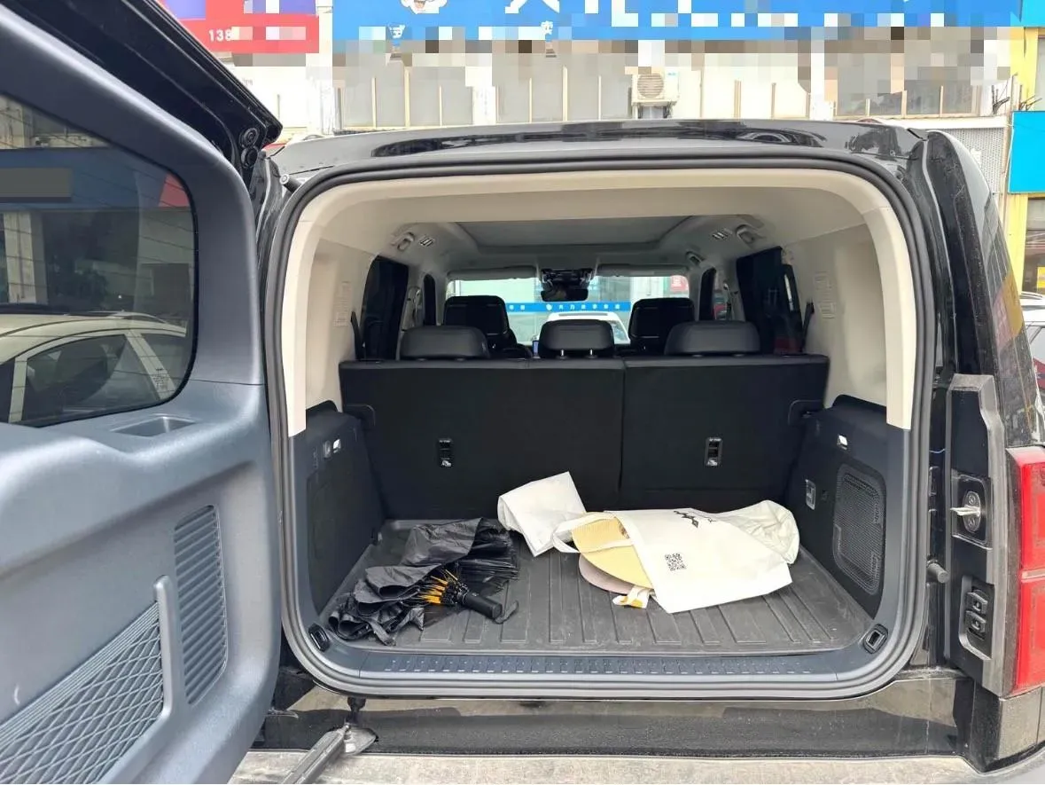 2023 FangChengBao Bao 5 1.5T 194HP L4 E-CVT PHEV 31.8KWH,autocango,china used car exporter,china ev exporter,chinese used car exporter,chinese used ev exporter