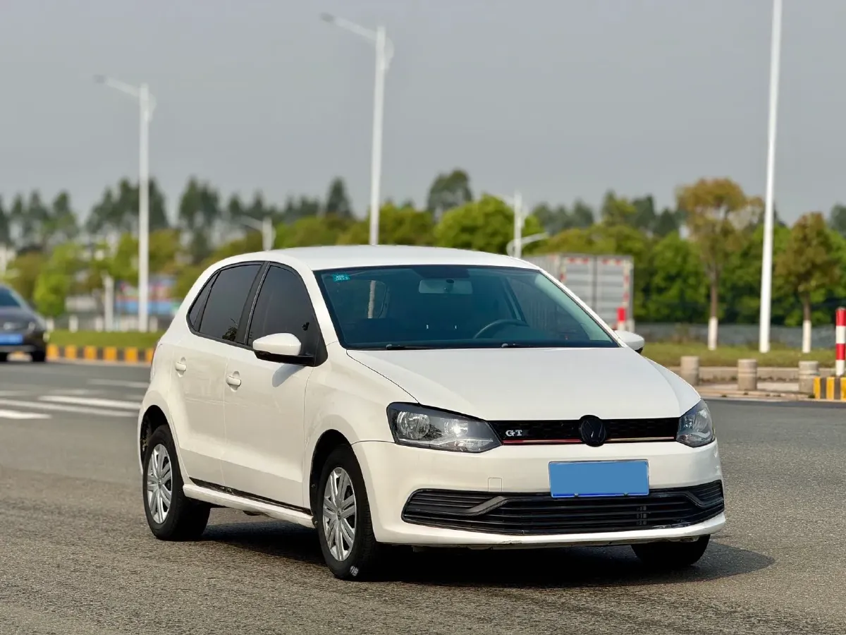2016 Volkswagen Polo 1.4L 90HP L4 6AT,autocango,china used car exporter,china ev exporter,chinese used car exporter,chinese used ev exporter