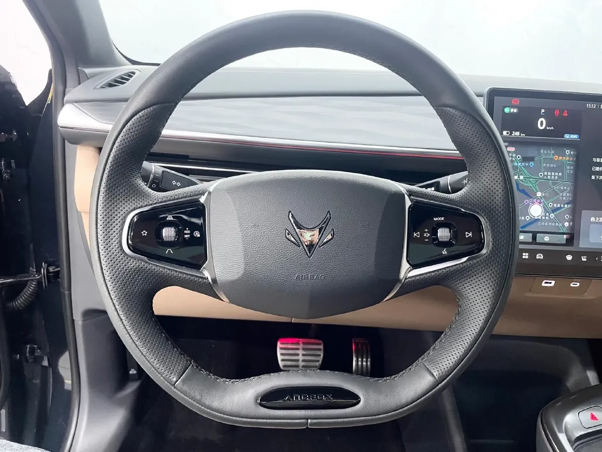 2024 HongQi H5 2.0T 224HP L4 8AT,autocango,china used car exporter,china ev exporter,chinese used car exporter,chinese used ev exporter