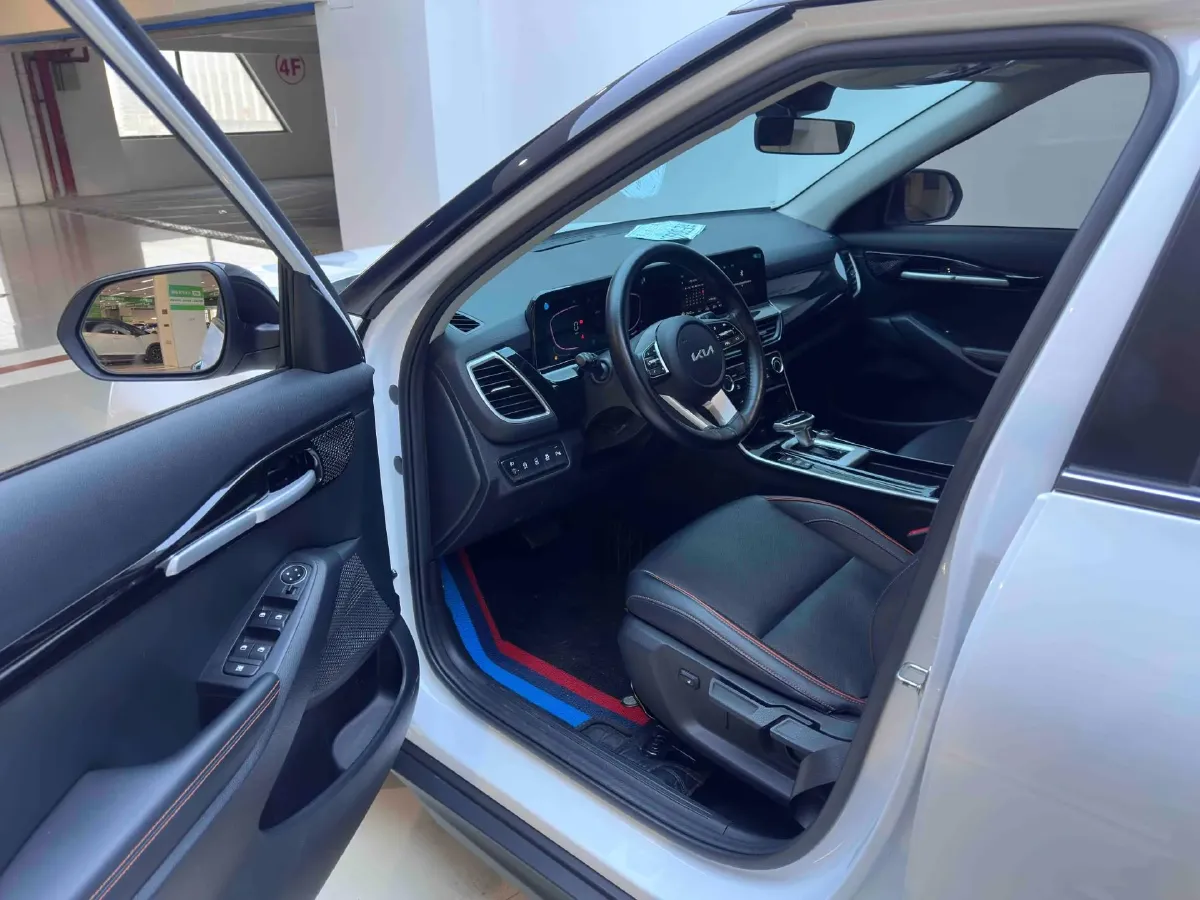 2023 Kia Seltos 1.5L 115HP L4 CVT,autocango,china used car exporter,china ev exporter,chinese used car exporter,chinese used ev exporter