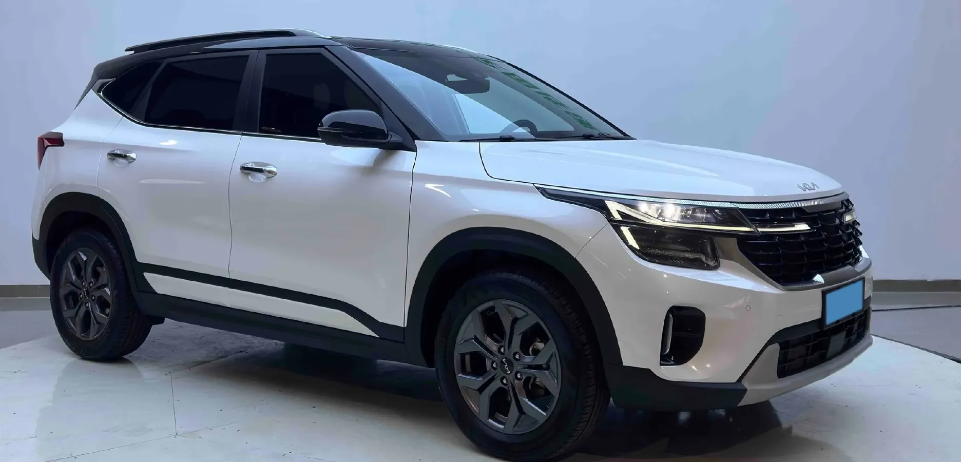 2023 Kia Seltos 1.5L 115HP L4 CVT,autocango,china used car exporter,china ev exporter,chinese used car exporter,chinese used ev exporter