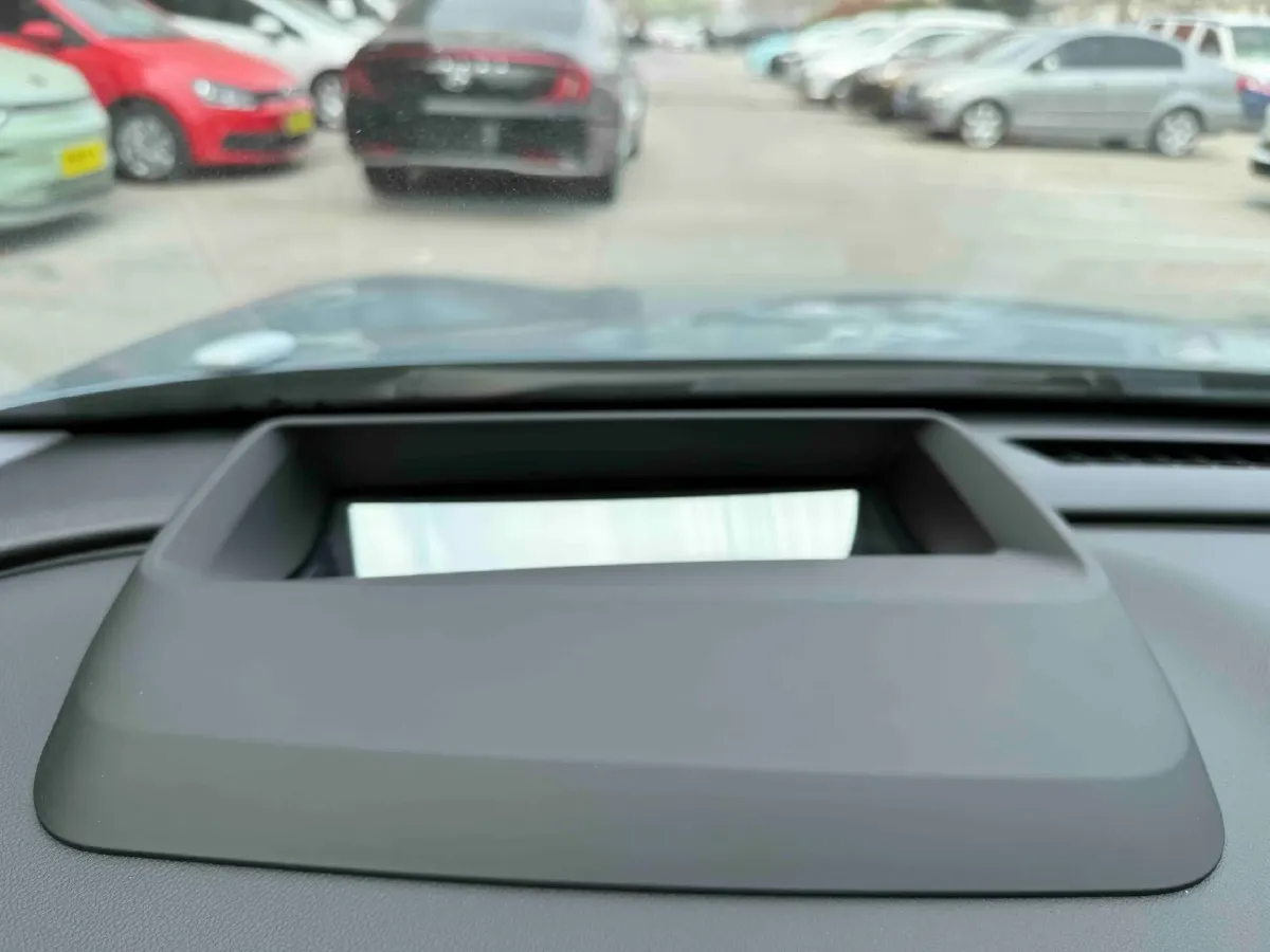 2025 MAXUS InterstellarX 2.5T 224HP L4 8AT,autocango,china used car exporter,china ev exporter,chinese used car exporter,chinese used ev exporter