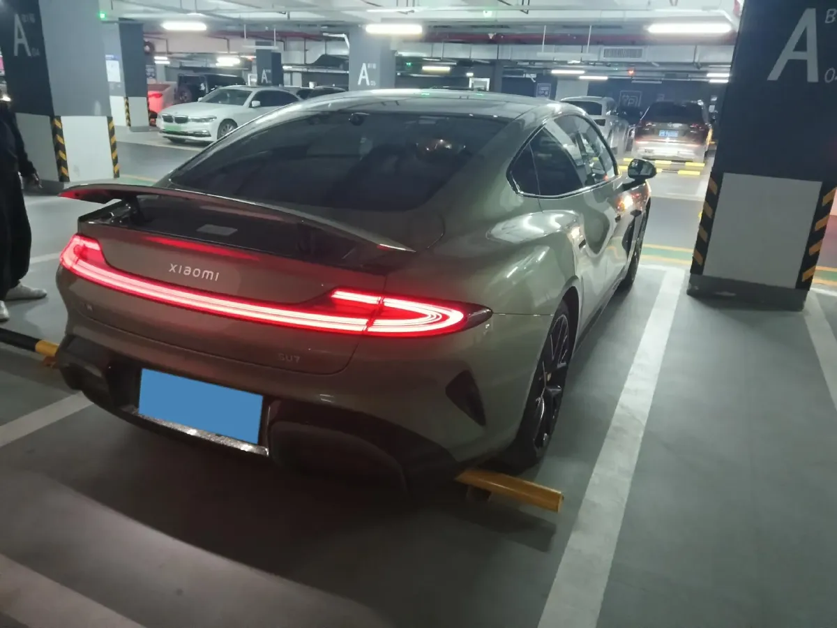 2024 MI SU7 BEV 101KWH,autocango,china used car exporter,china ev exporter,chinese used car exporter,chinese used ev exporter