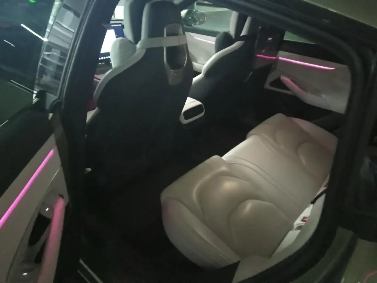 2024 MI SU7 BEV 101KWH,autocango,china used car exporter,china ev exporter,chinese used car exporter,chinese used ev exporter