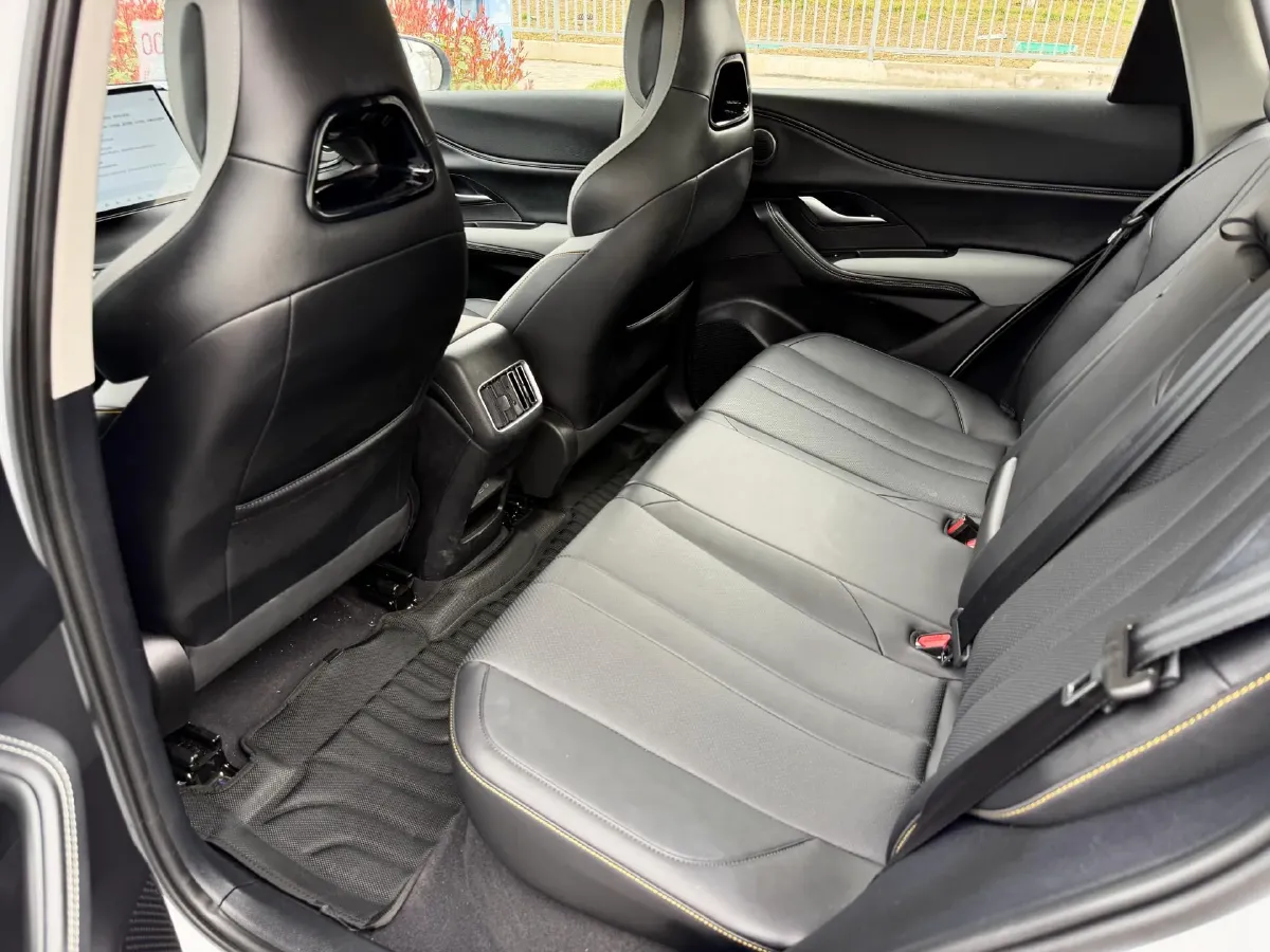 2025 BYD Sea Lion 05 DM-i 1.5L 101HP L4 E-CVT PHEV 18.3KWH,autocango,china used car exporter,china ev exporter,chinese used car exporter,chinese used ev exporter