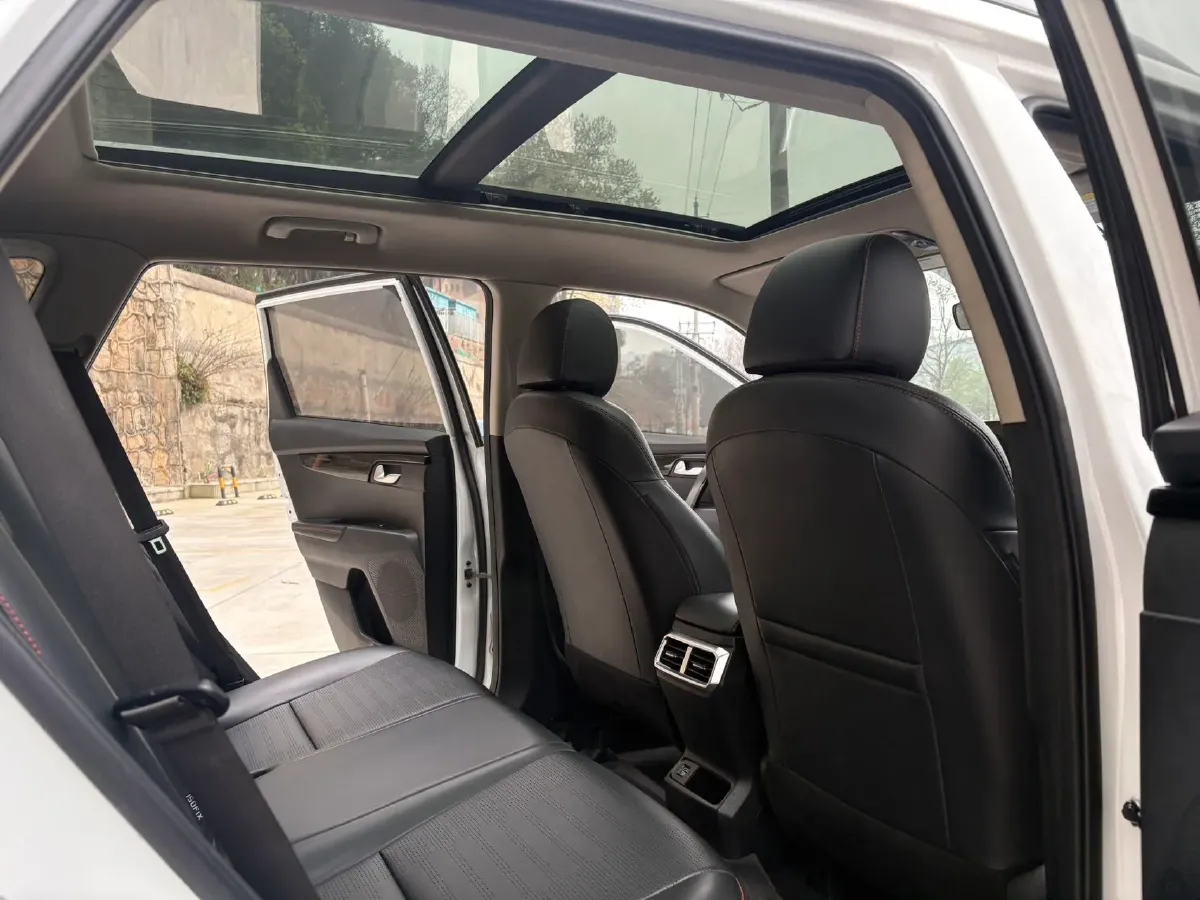 2021 Kia Sportage R 2.0L 161HP L4 6AT,autocango,china used car exporter,china ev exporter,chinese used car exporter,chinese used ev exporter