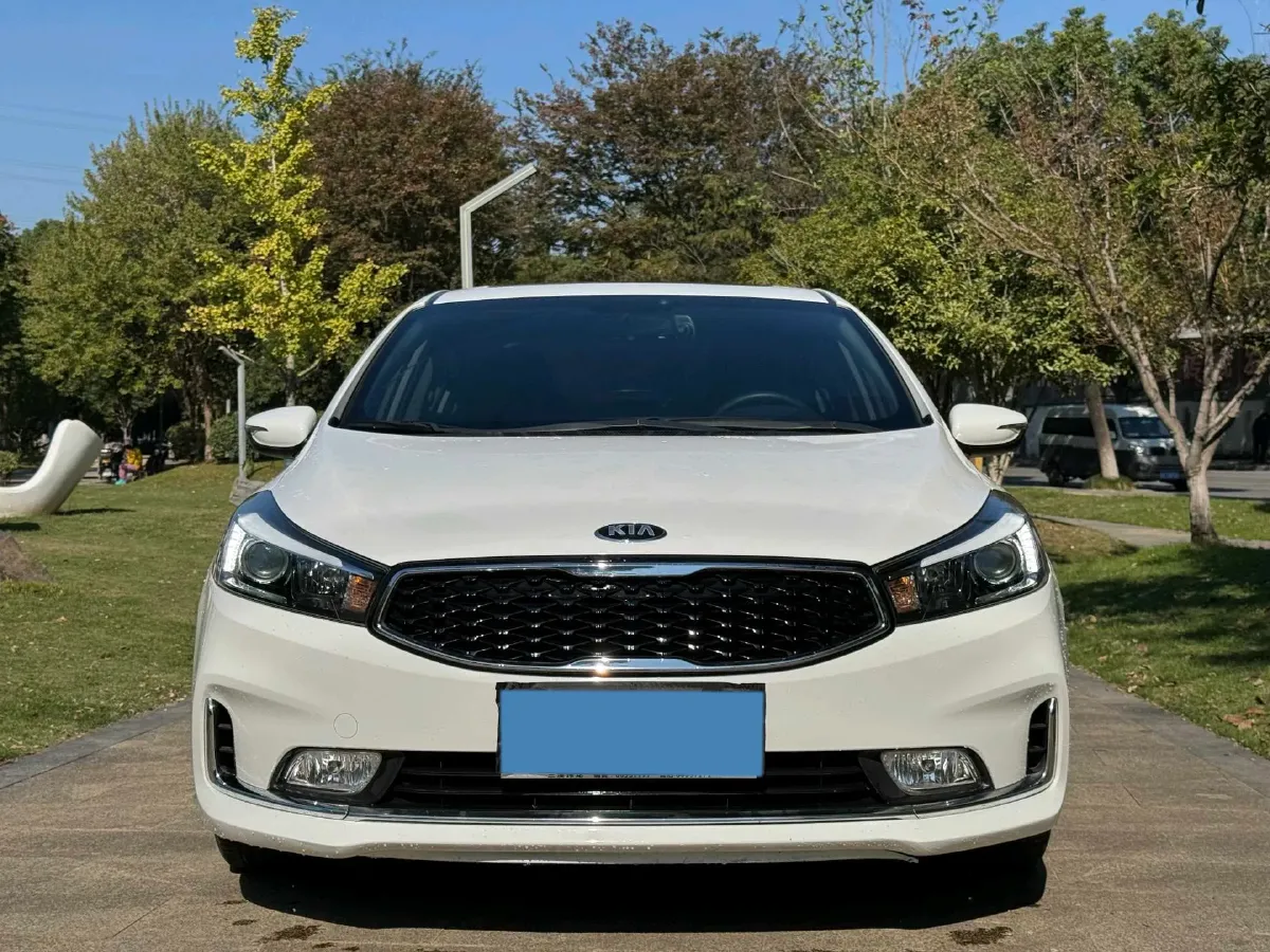 2016 Kia K3 1.6L 128HP L4 6MT,autocango,china used car exporter,china ev exporter,chinese used car exporter,chinese used ev exporter