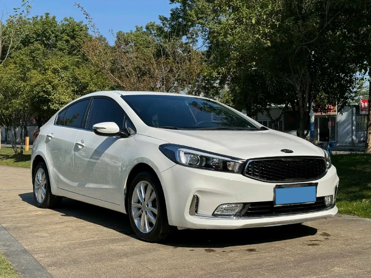 2016 Kia K3 1.6L 128HP L4 6MT,autocango,china used car exporter,china ev exporter,chinese used car exporter,chinese used ev exporter