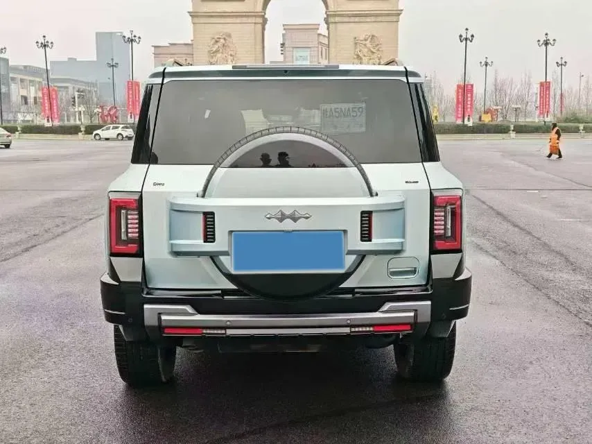 2025 FangChengBao Bao 8 2.0T 245HP L4 E-CVT PHEV 36.8KWH,autocango,china used car exporter,china ev exporter,chinese used car exporter,chinese used ev exporter