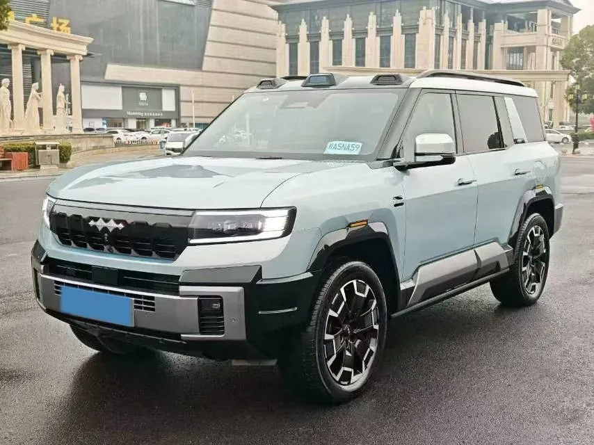 2025 FangChengBao Bao 8 2.0T 245HP L4 E-CVT PHEV 36.8KWH,autocango,china used car exporter,china ev exporter,chinese used car exporter,chinese used ev exporter