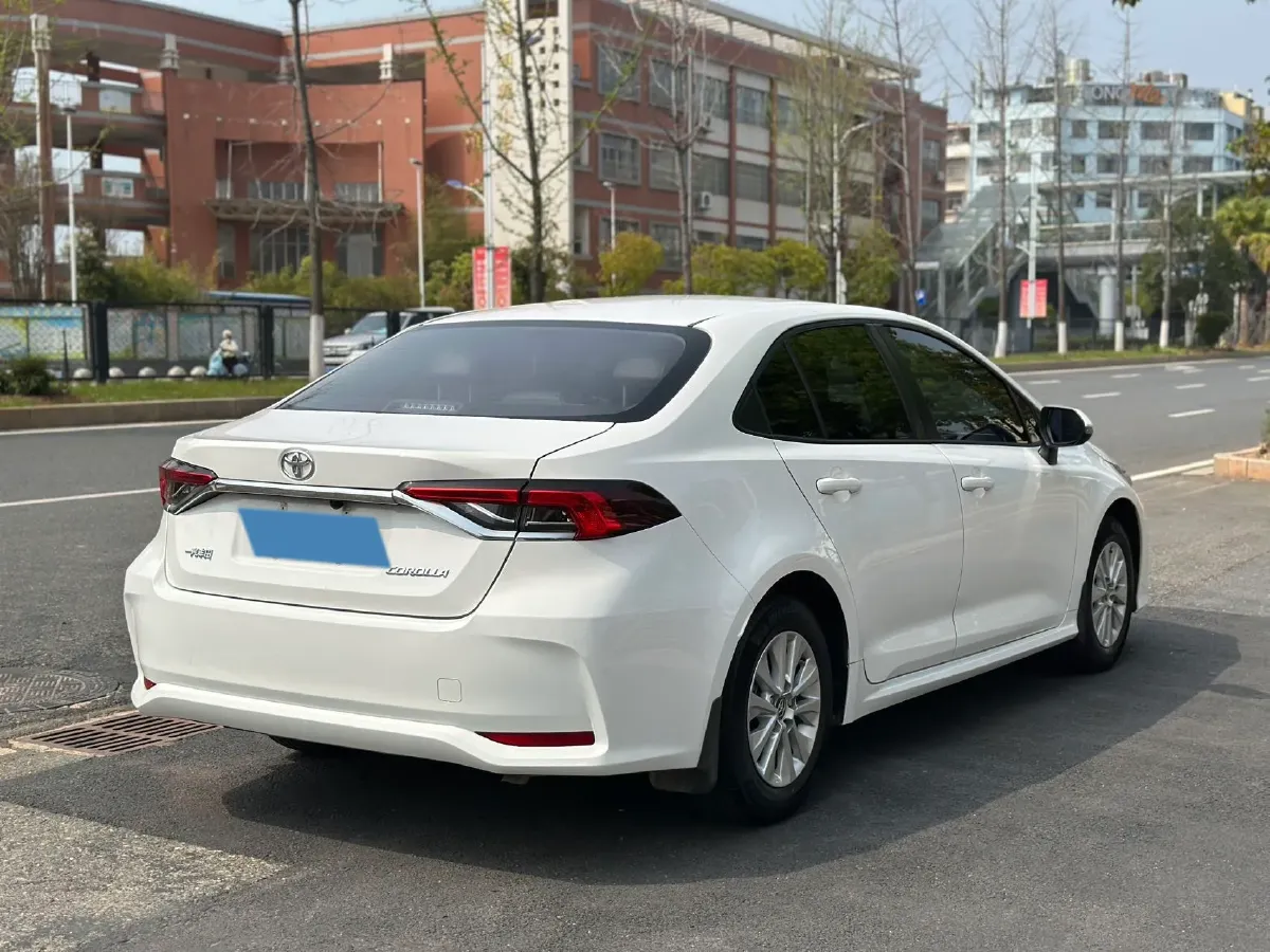 2021 Toyota Corolla 1.2T 116HP L4 CVT,autocango,china used car exporter,china ev exporter,chinese used car exporter,chinese used ev exporter