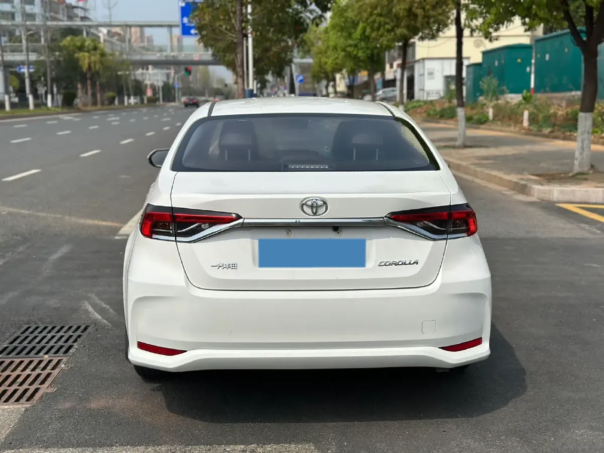 2021 Toyota Corolla 1.2T 116HP L4 CVT,autocango,china used car exporter,china ev exporter,chinese used car exporter,chinese used ev exporter